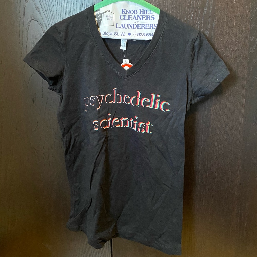 Psychedelic Scientist tee NWT
